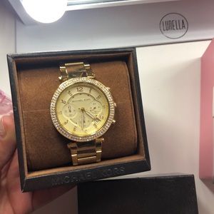 Michael Kors watch women’s